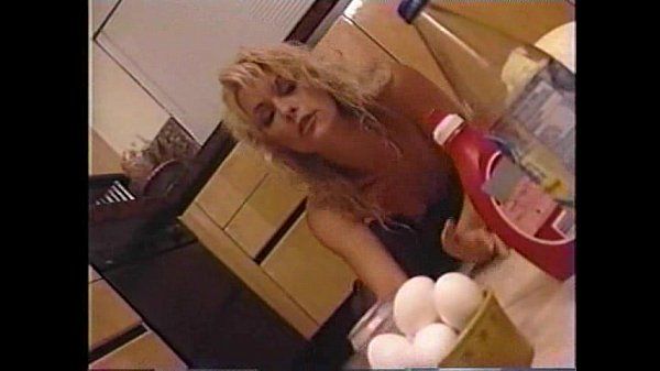Hot Sluts Debi Diamond Wet and Messy on Kitchen Floor Piss - 1