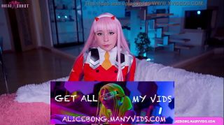 Gay Fuck I masturbate my pussy with a juicy vibro toy AliceBong Wank