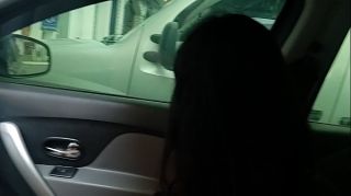 XXVideos Novinha safada se masturbando em frente ao banco dentro do carro. Lalla Potira - Betosmoke Pof