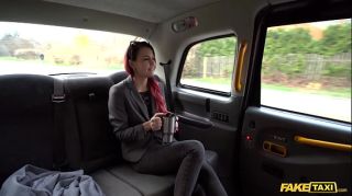 Foot Fake Taxi Cindy Shine pays for cleaning bill with her pussy Monster Cock