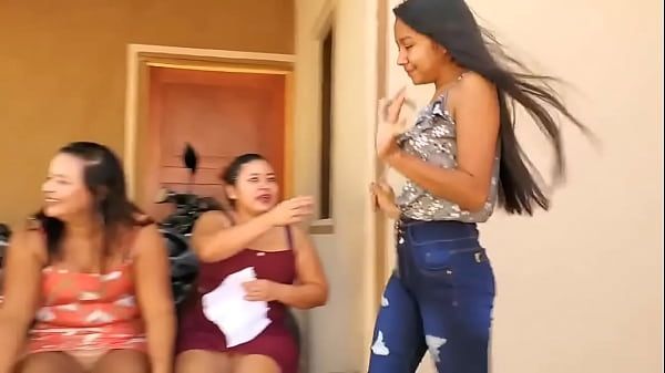 Upskirts of three Salvadorian sluts flashing their panties - 1