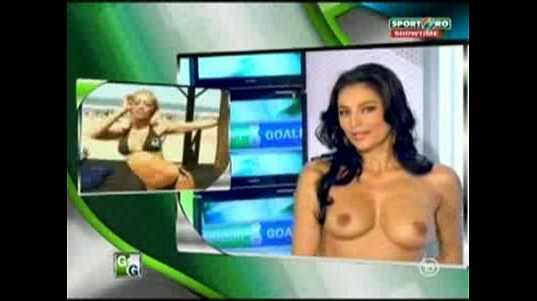 Goluri si Goale ep 15 Gina si Roxy (Romania naked news) - 1