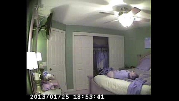 Hidden cam in bed room of my mum caught great masturbation - 2